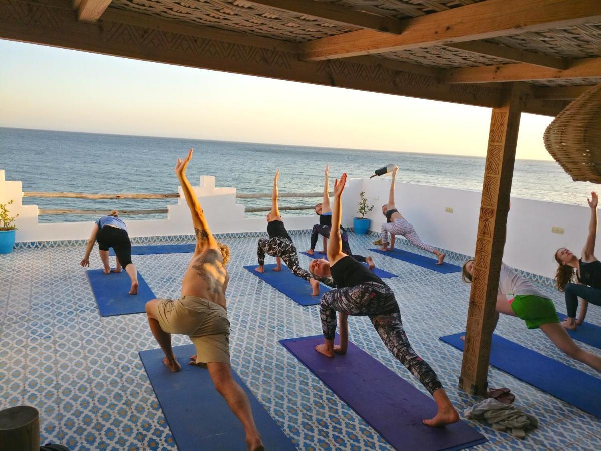 Bouad Seafront Apartments & Rooms Taghazout Eksteriør billede