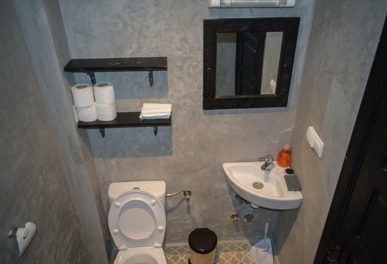 Bouad Seafront Apartments & Rooms Taghazout Eksteriør billede